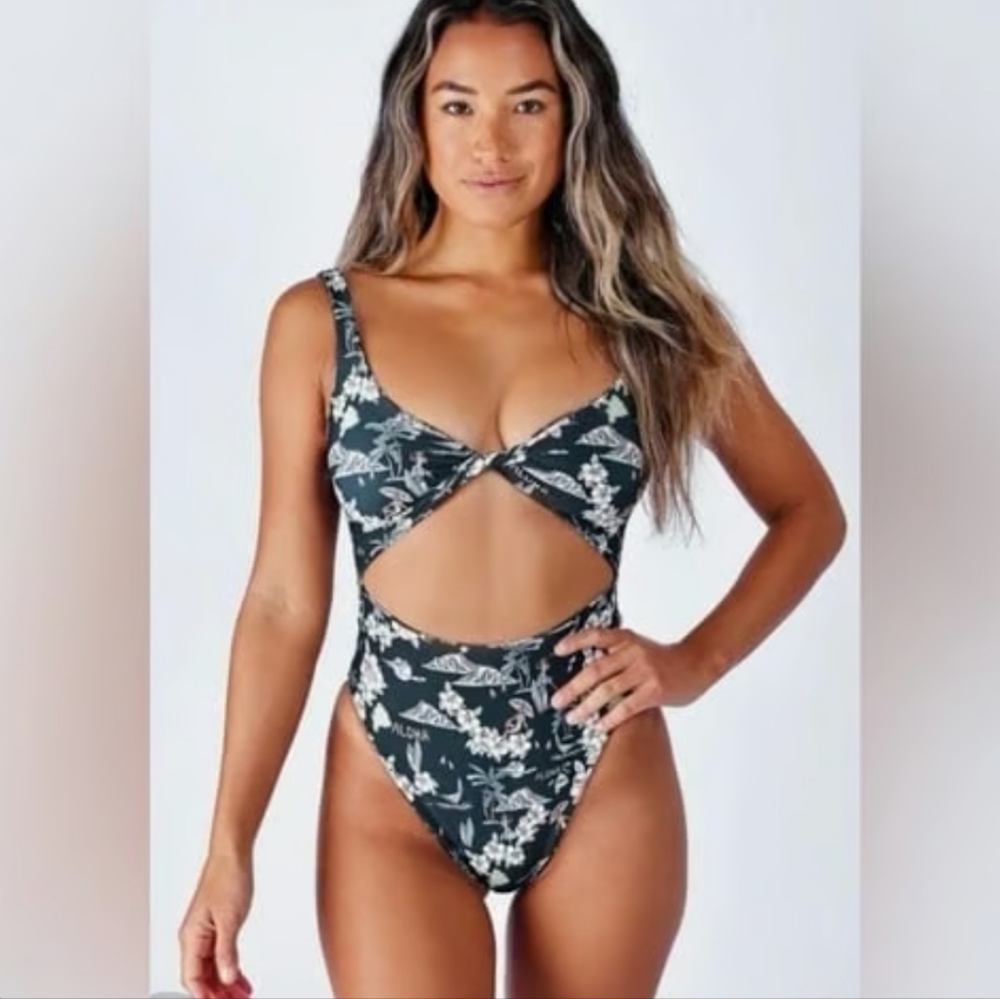 Skatie Chloe One-Piece Swimsuit